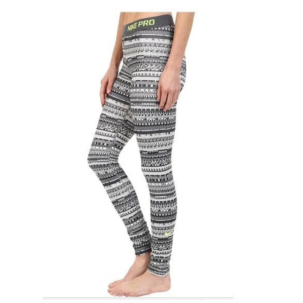 Nike Pro Dri-FIT 8 Bit Geometric Print Leggings Womens M Medium Black White Gray